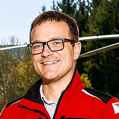 Porträt Dr. med. Otmar Schlafer, Notarzt der DRF Luftrettung, Station Friedrichshafen
